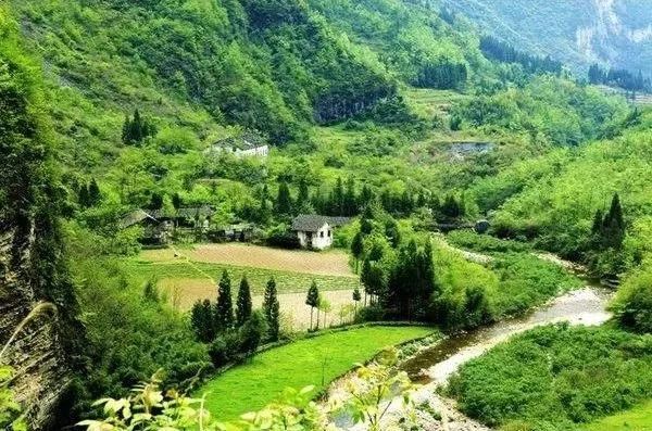 中国湖北居然隐藏了一个旷世仙境 让外国人都为它折服