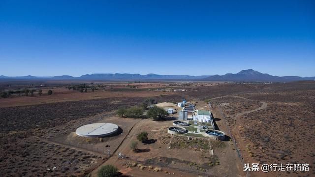 即将断水的国家:水库干涸水电站停摆,水价带物