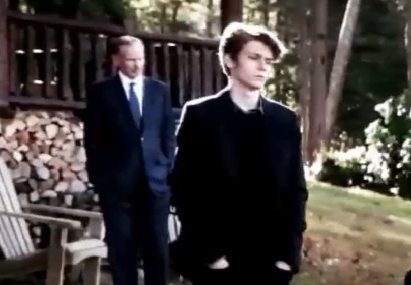 复联4山姆继承了美队的衣钵,钢铁侠呢?谁注意