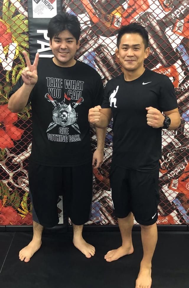 日本励志小哥11个月减重70kg,减肥过程堪比整容,颜值神似彭于晏
