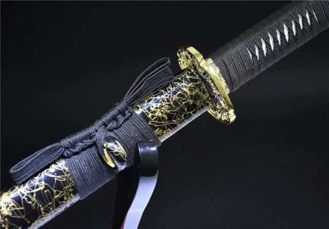 盘点日本6件国宝级名剑,有一把总长2.7米,现存
