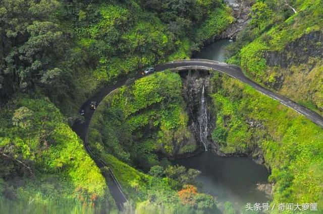 世界上15个超危险道路这些人真的在冒着生命危险在前进啊!