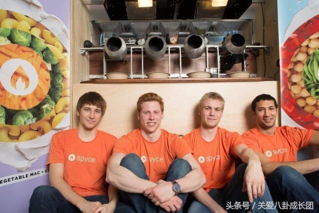 无人自动化餐厅问世,炒菜做饭全由机器完成,3