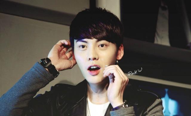 《向往的生活》路透图曝光,飞行嘉宾是陈伟霆