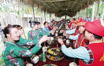 民族地区产业兴旺、教育优先发展、特色文体活动精彩纷呈