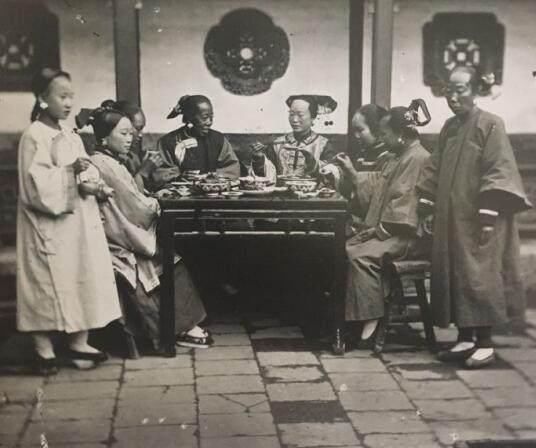 这是清朝人真实的老照片，还原清朝人的真实生活