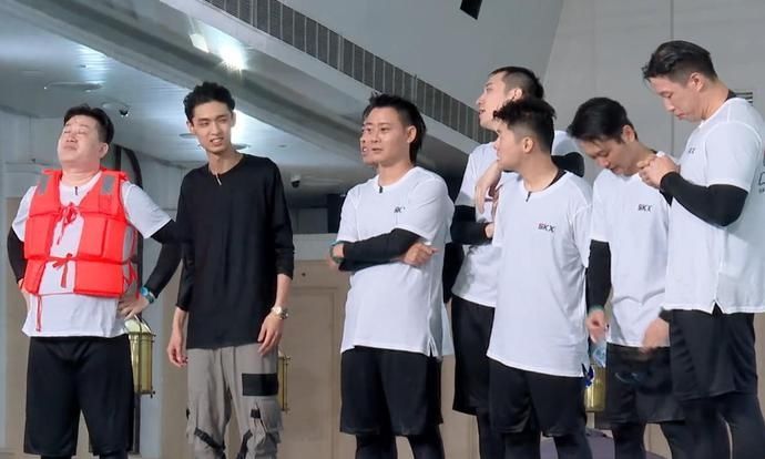 台上光鲜台下惨！盘点德云社有病在身的演员，真是用生命在演出