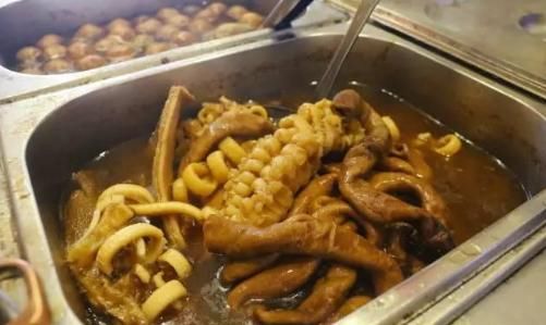 一碗西关味道的牛杂,陪伴着多少人的成长!