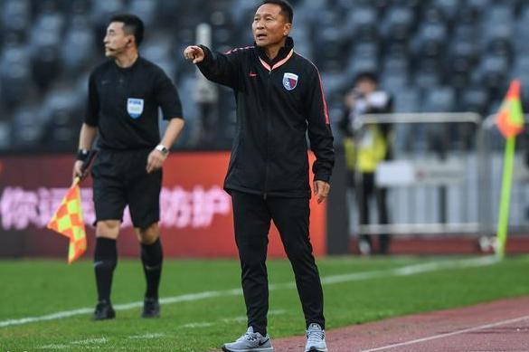沈祥福:本土教练水平有欠缺 但是也在一直学习