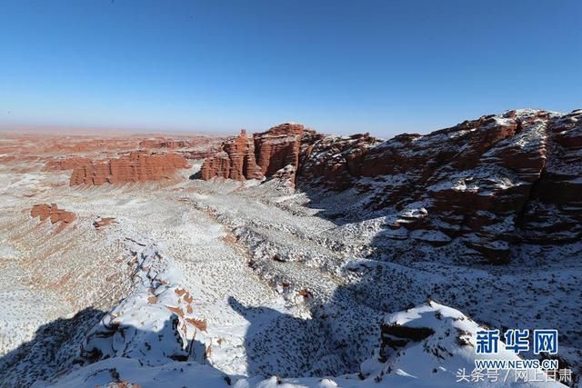 【大美甘肃】平山湖大峡谷“浴”雪美如画