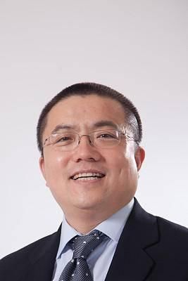 房地产高管薪酬曝光，恒大总裁年薪2.9亿居首，一小时挣3万