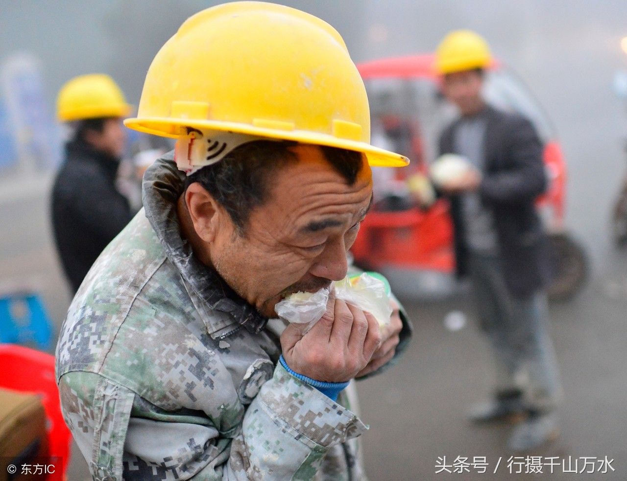 农民工午餐10张图，看了让人心酸，出门打工不容易啊