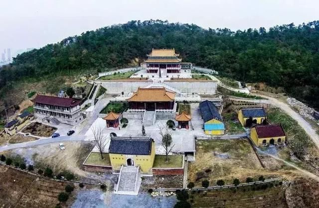 话题:外国人A股开户今松绑 五年前松绑的基金