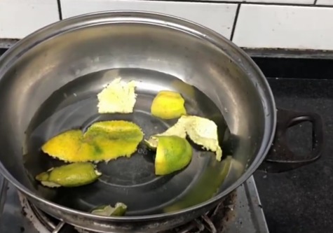 橘子皮别扔掉,放在水里煮一煮,还有这么多好处