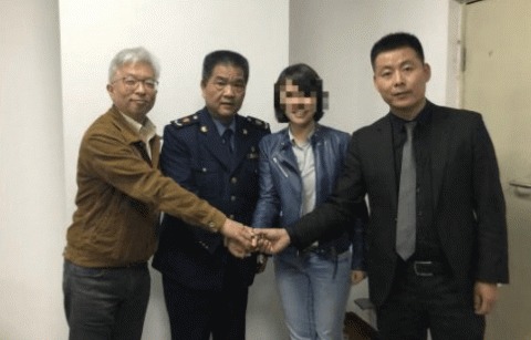 奔驰女车主和解了,但风言风语仍未停止,面对质