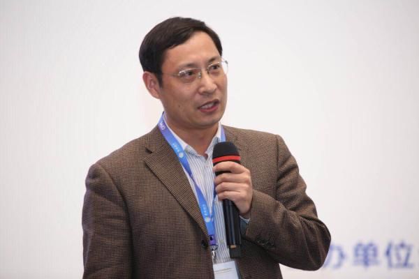 专家:政府没必要补贴共享汽车,这是用纳税人钱