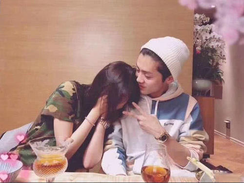 已知张继科181,关晓彤身高成 谜 ,网友:求鹿晗的