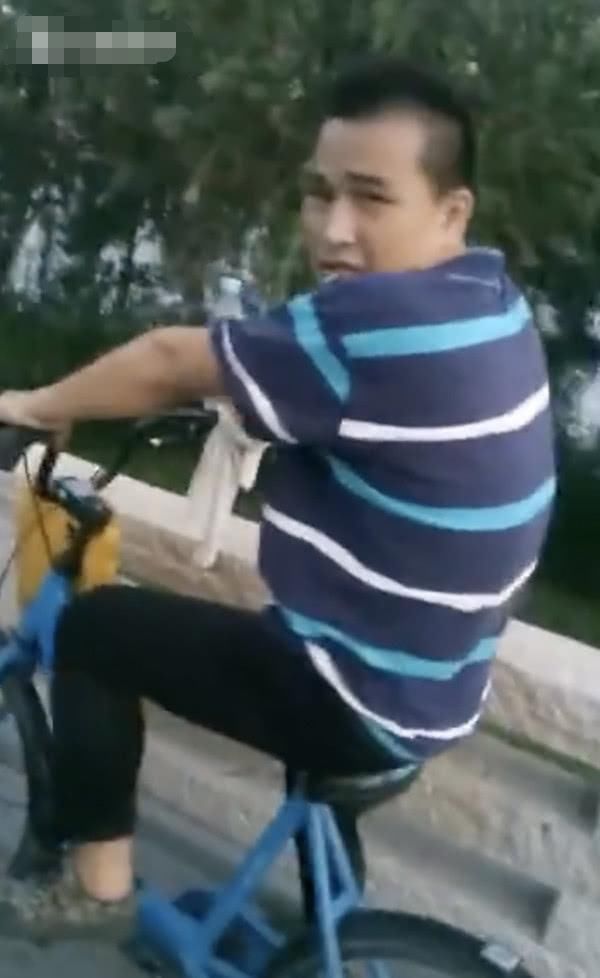 深圳凤凰嫌疑犯骑小鸣单车,怒甩数千名警察和直升飞机于百米外!