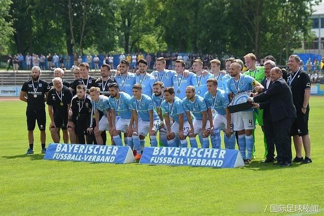 前在德留下烂摊子,如今竟力压拜仁夺得联赛冠