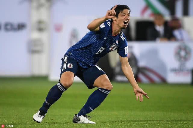 日本决赛前玩公司团建 盼颠覆哈维预言五次夺