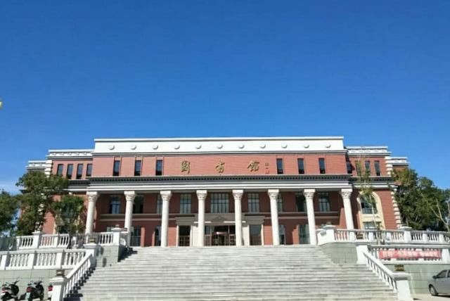 有一所很不出名的东北非211大学排名非常高,它