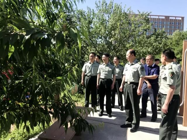 内蒙古军区动员局副局长唐洪青一行莅临察素齐