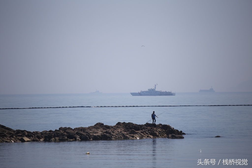 青岛设海上拦浒网防浒苔，今年江苏先治严防死守，不会作乱山东