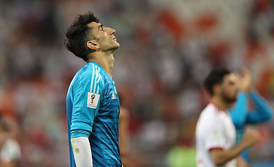 扔石头的放羊娃成伊朗国门!他让C罗吃瘪,武磊