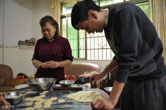 一到过年娘家人就往我家挤，我妈说这句话，老公指着鼻子喊滚出去