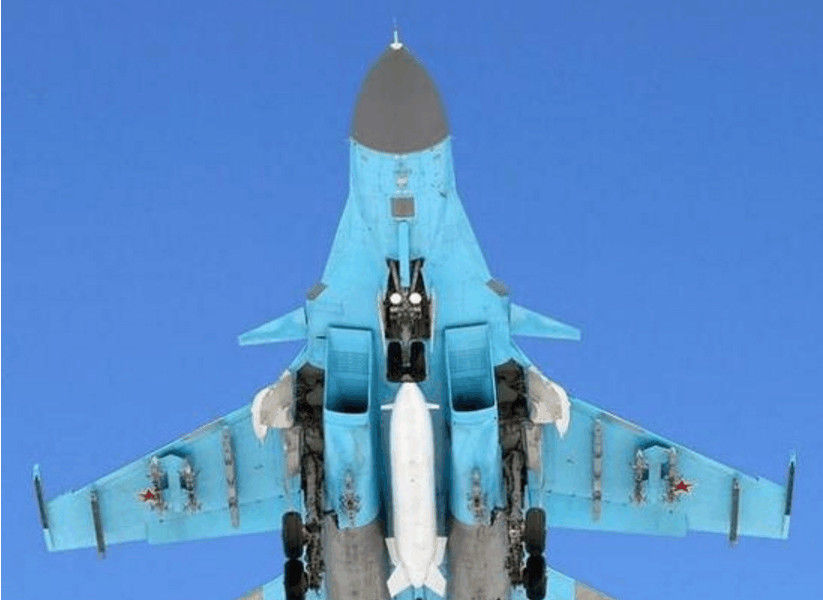 俄罗斯最强战机曝光!奈何苏34生不逢时,昔日辉