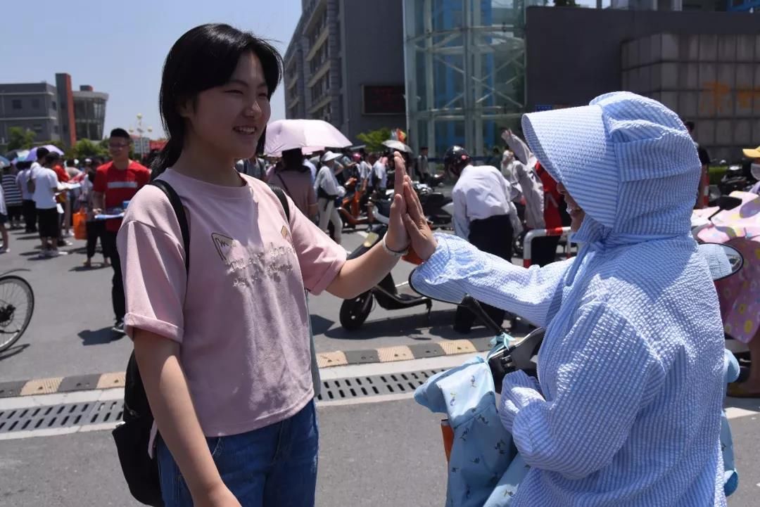 2018泰州中考作文题出炉 看到题目有点懵