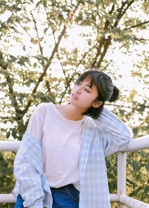 蠢萌元气少女拐走腹黑高冷学霸,倒追花式十八