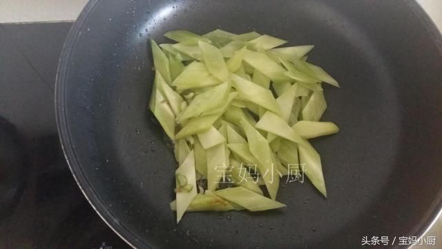 这菜，孩子吃生长发育快，健脑长智力，增食欲不挑食