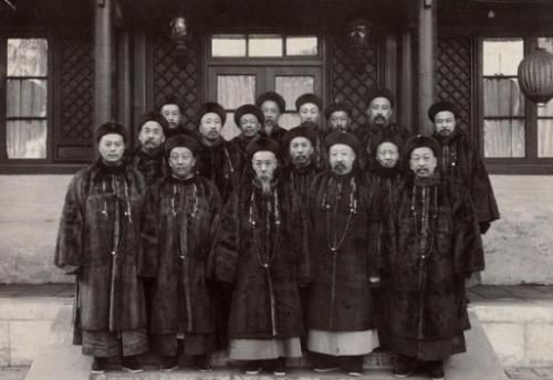 为改革学日本考察欧美,清末五大臣回来做一事