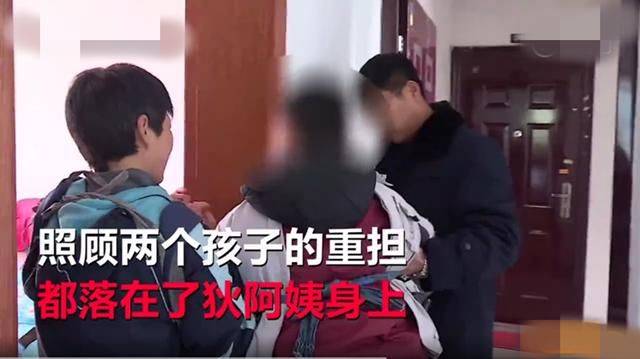 单身母亲捆绑脑瘫儿子学驾照,不放弃残疾孩子