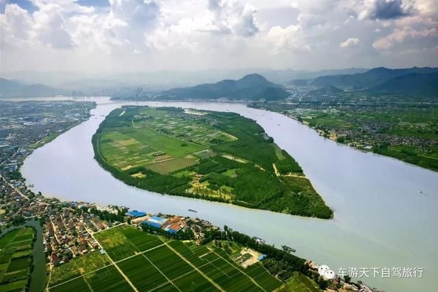 浙赣皖最美公路，一路尽是山青水碧、古村名镇，顺山蜿蜒美不胜收