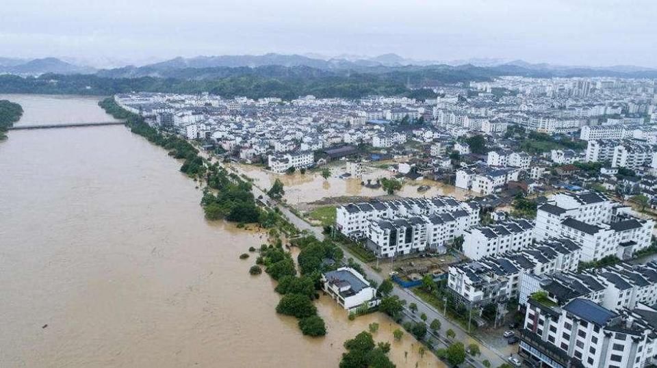 强暴雨后的婺源,遭百年不遇洪水居然还这么美!