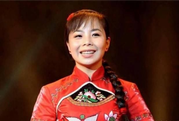 大衣哥的收入,草帽姐的收入,王二妮的收入,网友