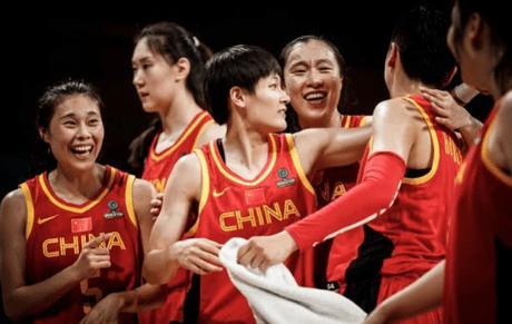 中国女篮再度崛起!世界杯绝地反击险胜加拿大