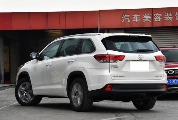 丰田suv车型大全报价及图片 t01b2e9432ba659ee60.jpg