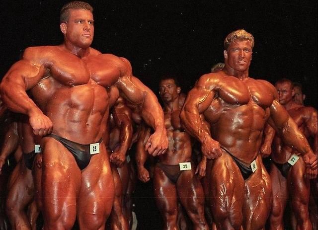 世界上最大的睾丸肌肉男,世界上最大的睾丸肌肉男是谁