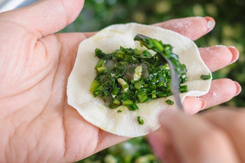 韭菜馅饺子好吃有窍门 这样拌馅韭菜不出水饺子鲜香美味