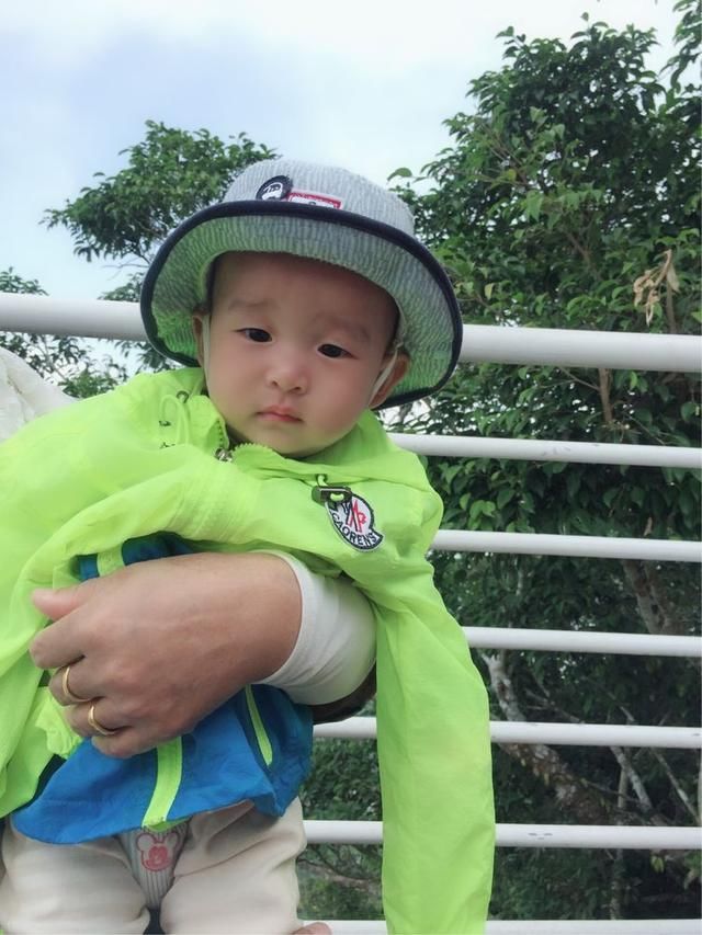 一家人甜蜜的三亚亲子游