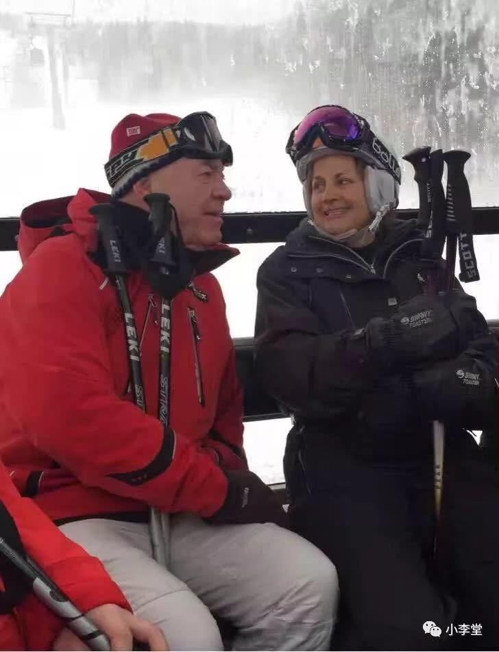 带着雪板去旅行，带着画本去滑雪