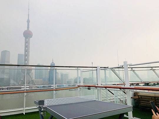 国外游轮在上海外滩举行命名典礼,欧美内河深