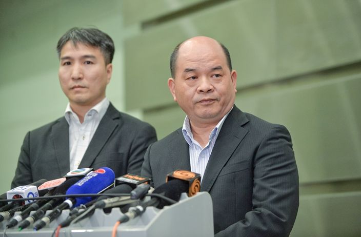 港铁列车首进内地，全程运行1小时18分