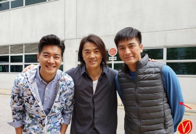 许志安承认出轨,黄心颖的男友更新动态,新发的