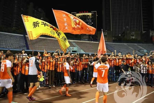 献礼母亲节|拉斐尔一剑封喉,武汉卓尔1:0战胜延