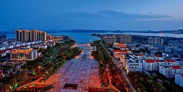 湖南这座地级市爆发了!2018年将建成一个新机