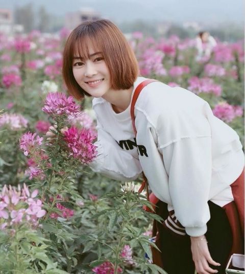 《巴啦啦小魔仙》里的黑魔仙小月仅21岁,现在